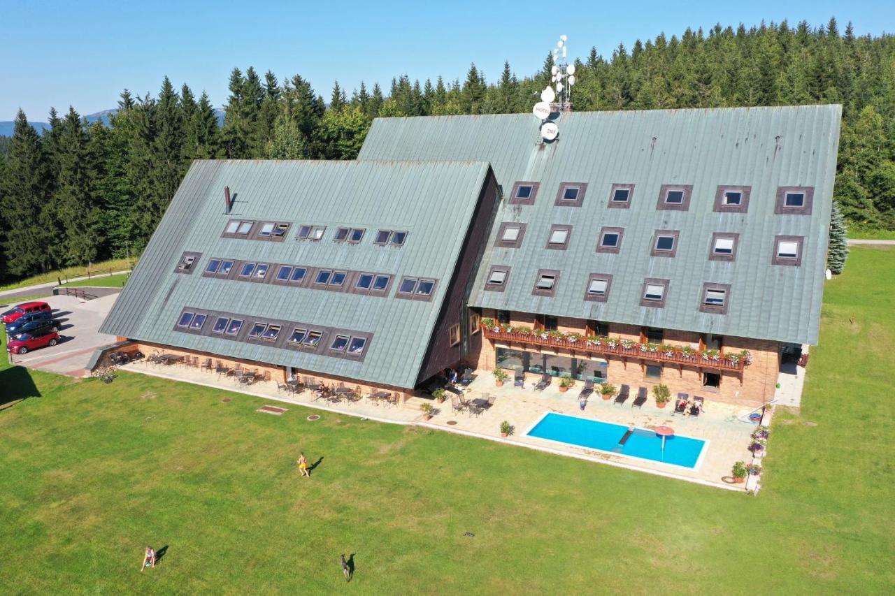 Hotel Zaly Apartmany Benecko Exterior photo